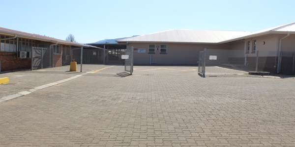 Niemeyer Memorial Hospital Entrance